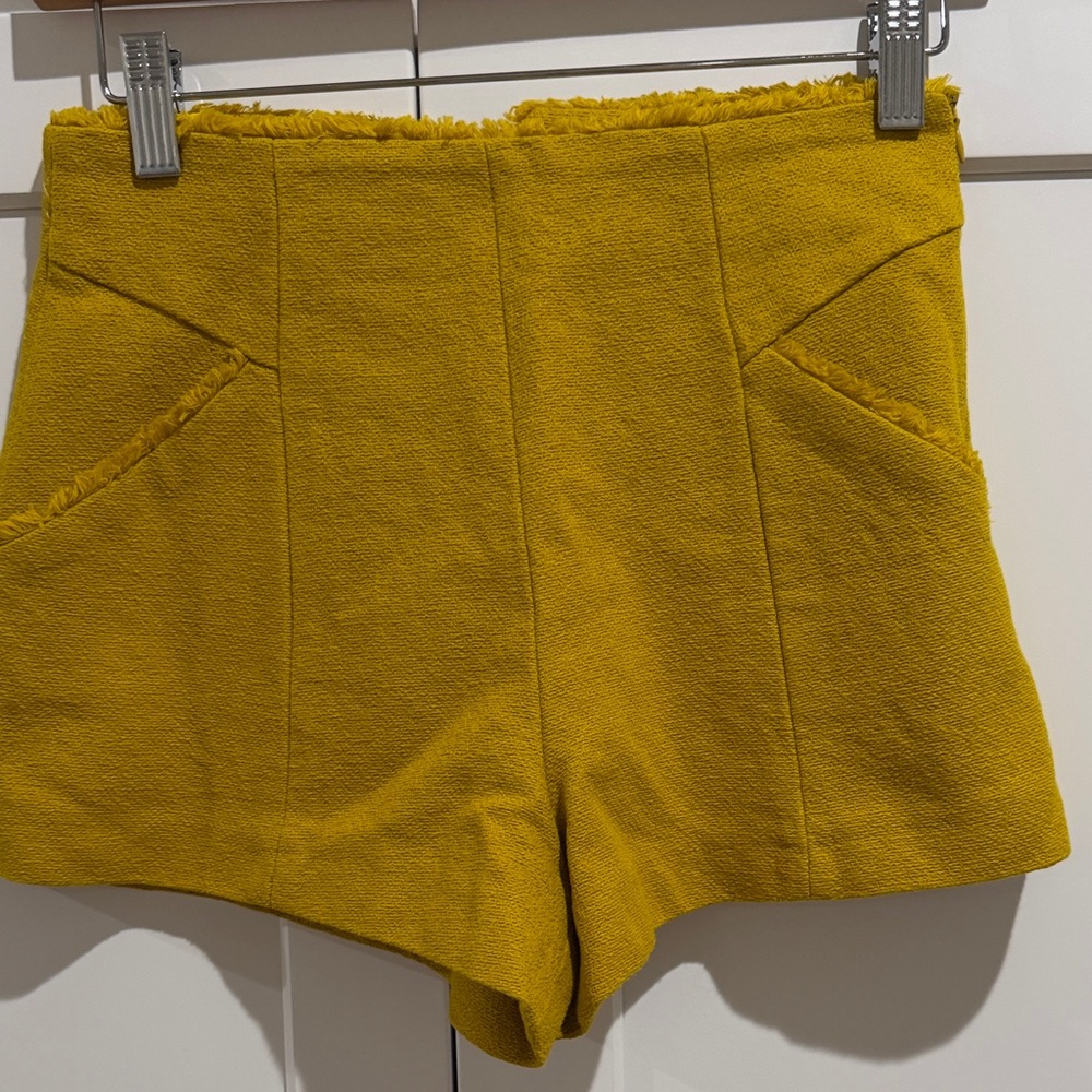 Zara Trafaluc Yellow Women's Shorts XS